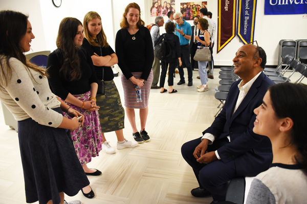 Kwame Anthony Appiah speaks with Stern College students