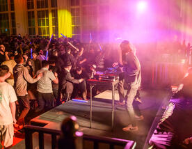 Zusha Concert