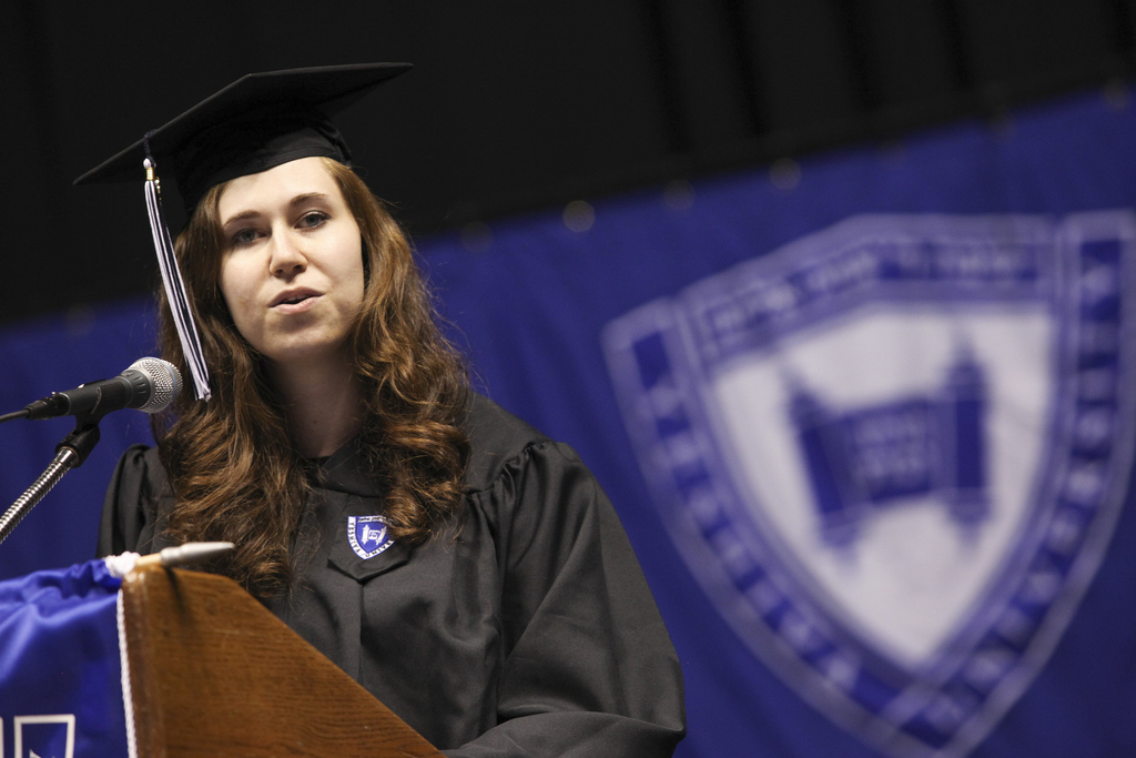 Shedlo delivers the valedictorian address at Yeshiva University's 2013 commencement.