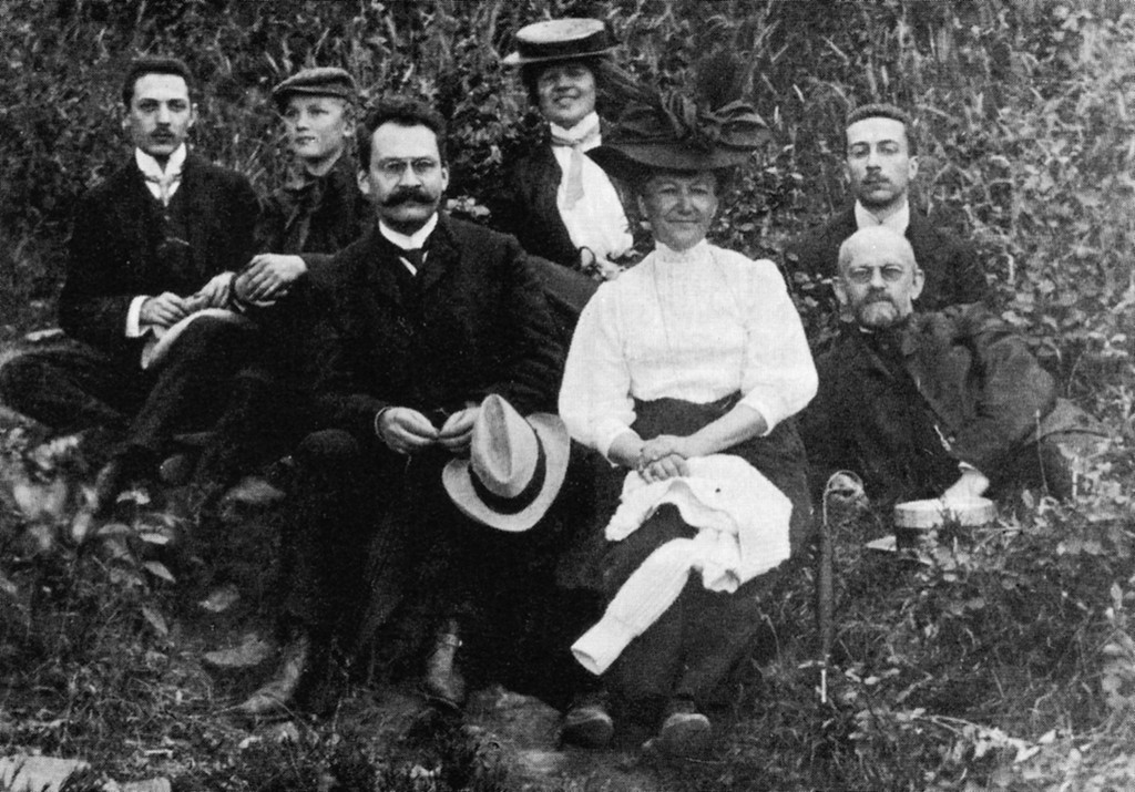 David Hilbert with friends, students and family.  Göttingen was considered the “Mecca” of mathematics in the early 20th century. The city achieved its international renown largely due to the influence of (the non-Jewish) David Hilbert and Felix Klein, aided by a large number of significant Jewish mathematicians and physicists. More than a few of Hilbert’s 73 doctoral students were Jewish, including Otto Blumenthal, Max Dehn, Felix Bernstein, Ernst Hellinger, Alfréd Haar, Richard Courant, Hugo Steinhaus, and Jacob Grommer. This extremely productive period came to an abrupt end with their exclusion and expulsion after 1933.  