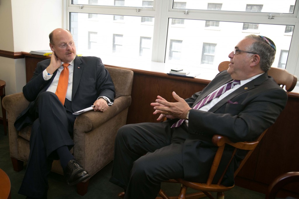 Mayoral candidate Joe Lhota toured the Beren Campus and met with President Richard Joel.