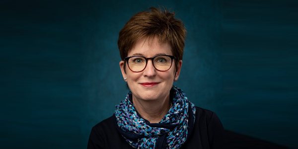 Dr. Danielle Wozniak