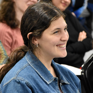 Audience member at lecture by Rabbi Yakov Nagen