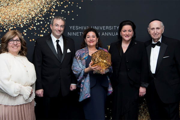 (l-r): Dr. Rona Novick, Dean of the Azrieli Graduate School of Jewish Education and Administration; Dr. Ari Berman, President of Yeshiva University; Dr. Sharon Azrieli; Dr. Naomi Azrieli, Chair of the Azrieli Foundation; Dr. Herbert Dobrinsky, Vice President for University Affairs