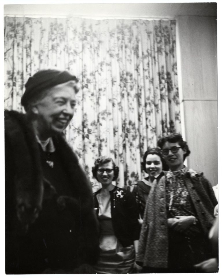 The 60th Anniversary of the Pioneers of Stern College for Women: the